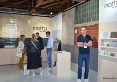 Volgens Mark Jansen (rechts) was er vooral veel aandacht voor Mosa's Cradle2Cradle producten en haar Residential Tegelconcept Motto by Mosa.